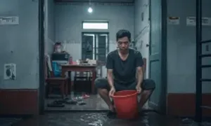 Tôi ngán tận cổ nhà mặt đất cứ mưa là ngập